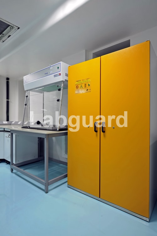 Modular Lab Furniture